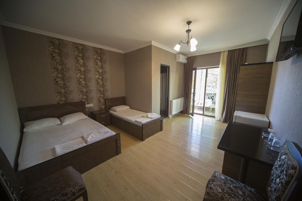 Hotel Nikala Tskhaltubo Extérieur photo