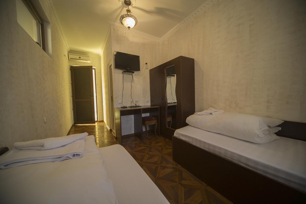 Hotel Nikala Tskhaltubo Extérieur photo