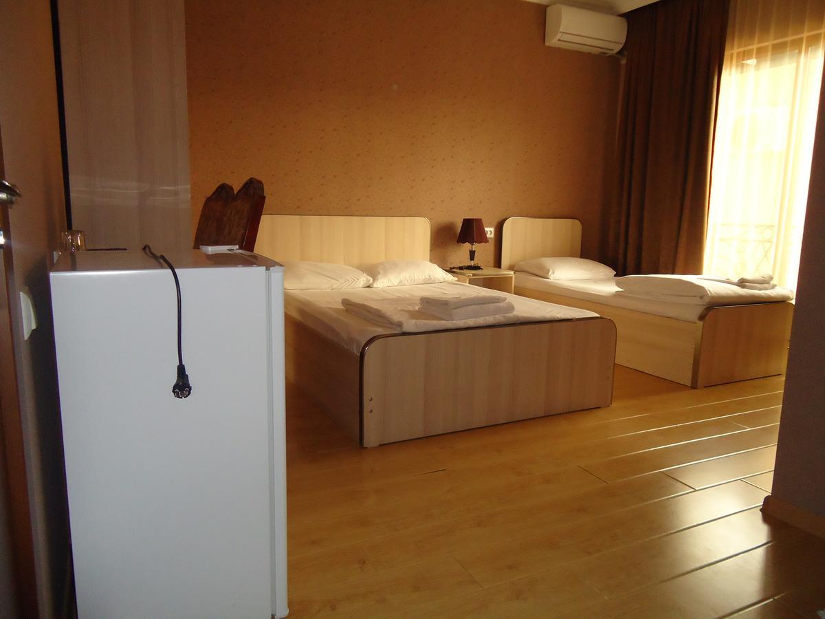 Hotel Nikala Tskhaltubo Extérieur photo